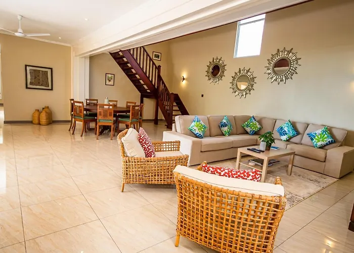 Anse Boudin Chalets & Villa