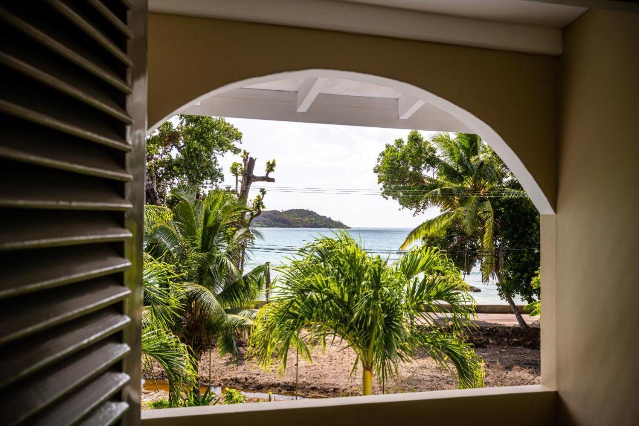 Anse Boudin & *